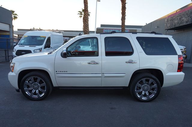 2008 Chevrolet Tahoe LTZ,4X4,THIRD ROW SEATS,MOON ROOF,NAVIGATION, BOSE PREMIUM SOUND - 22941164 - 2