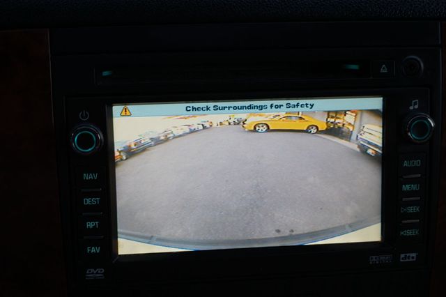 2008 Chevrolet Tahoe LTZ,4X4,THIRD ROW SEATS,MOON ROOF,NAVIGATION, BOSE PREMIUM SOUND - 22941164 - 31