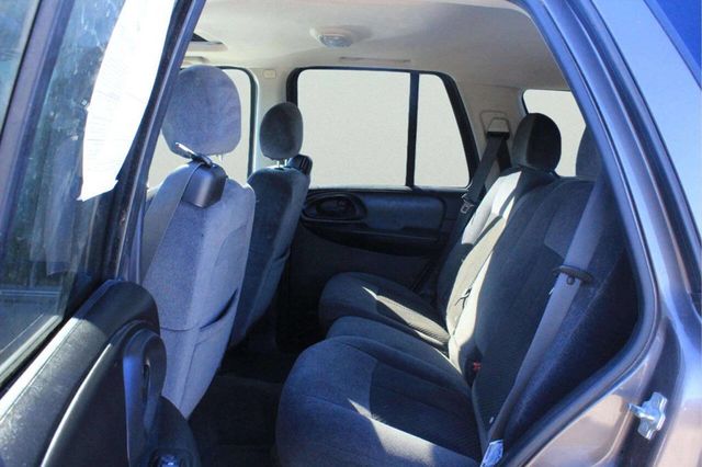 2008 Chevrolet Trailblazer LT1 4x4 4dr SUV - 23002643 - 4