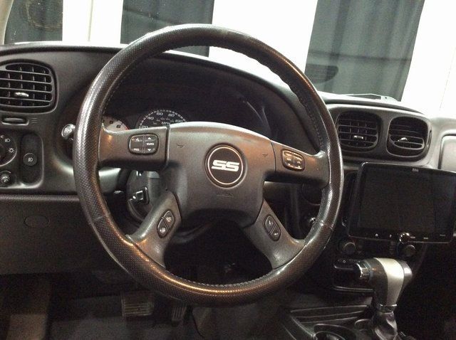 2008 Chevrolet Trailblazer SS photo 10