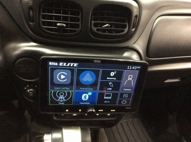 2008 Chevrolet Trailblazer SS photo 14