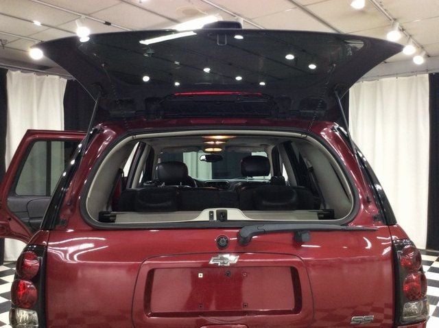 2008 Chevrolet Trailblazer SS photo 22