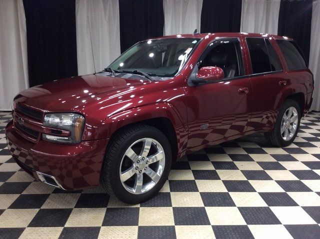2008 Chevrolet Trailblazer SS photo 3
