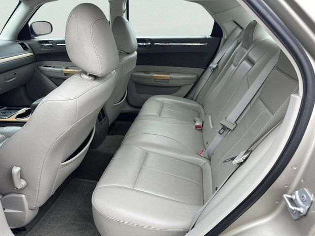 2008 Chrysler 300 4dr Sedan 300 Limited RWD - 22968929 - 10