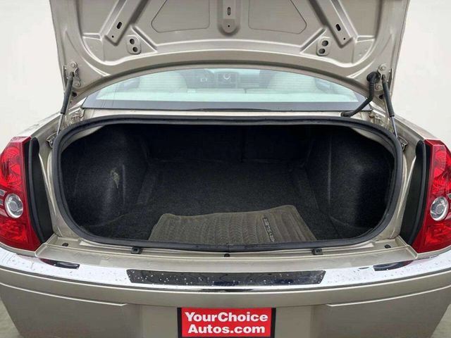 2008 Chrysler 300 4dr Sedan 300 Limited RWD - 22968929 - 12