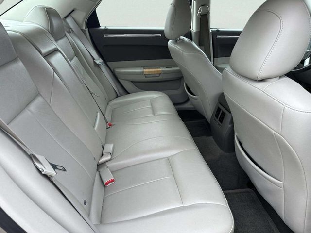 2008 Chrysler 300 4dr Sedan 300 Limited RWD - 22968929 - 13