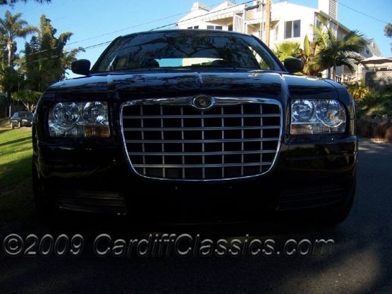 2008 Chrysler 300 LX - 3751592 - 9