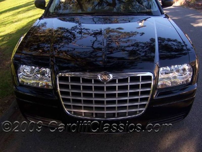 2008 Chrysler 300 LX - 3751592 - 30