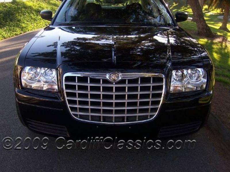 2008 Chrysler 300 LX - 3751592 - 6