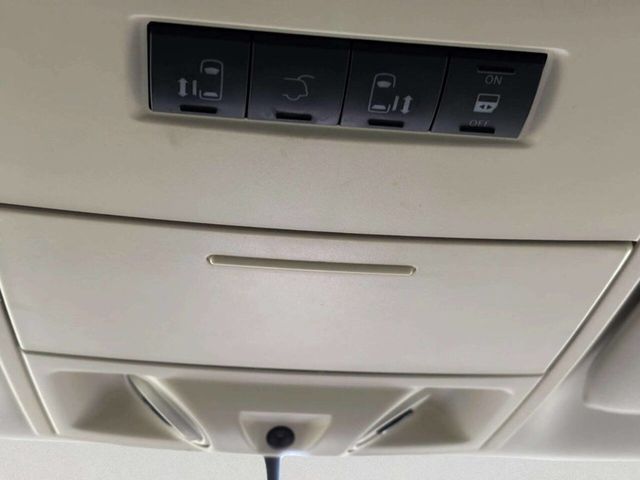 2008 Chrysler Town & Country 4dr Wagon Limited - 23005208 - 25