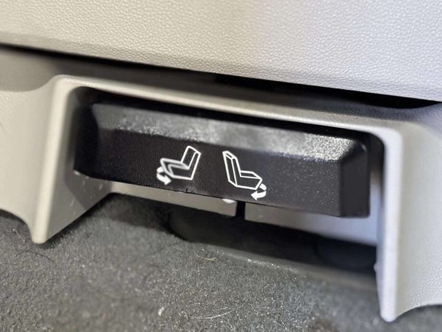 2008 Chrysler Town & Country 4dr Wagon Limited - 23005208 - 30