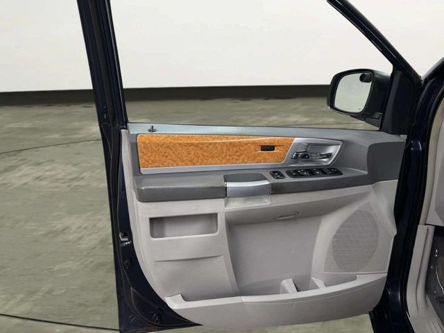 2008 Chrysler Town & Country 4dr Wagon Limited - 23005208 - 7