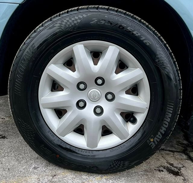 2008 Chrysler Town & Country 4dr Wagon LX - 22973709 - 21