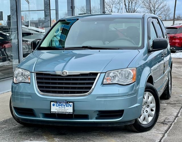 2008 Chrysler Town & Country 4dr Wagon LX - 22973709 - 23