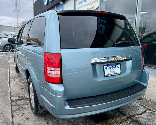 2008 Chrysler Town & Country 4dr Wagon LX - 22973709 - 26