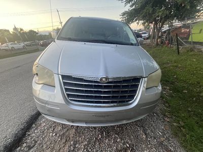 2008 Chrysler Town & Country - 2A8HR54P78R699117