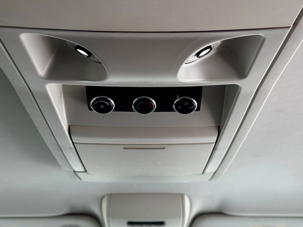 2008 Chrysler Town & Country 4dr Wagon Touring - 22975727 - 22