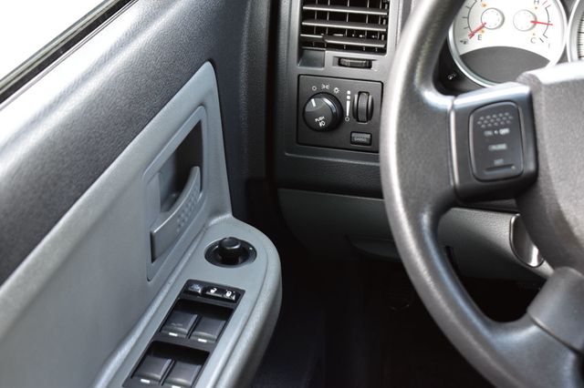 2008 Dodge Dakota SLT - 23064624 - 24