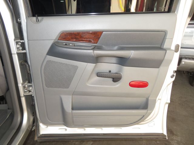 2008 Dodge Ram 1500 ARIZONA MEGACAB 1500 RAM LOW MILES LIFTED LOW MILES EXTRA CLEAN  - 22975940 - 27