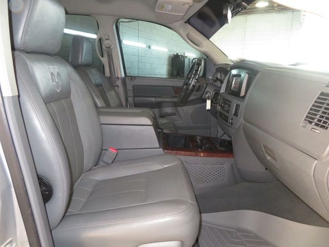 2008 Dodge Ram 1500 ARIZONA MEGACAB 1500 RAM LOW MILES LIFTED LOW MILES EXTRA CLEAN  - 22975940 - 33