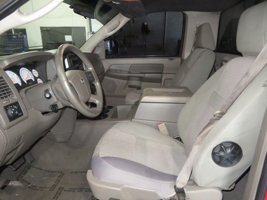 2008 Dodge Ram photo 17