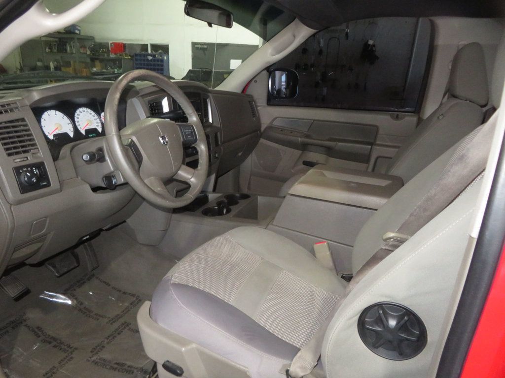 2008 Dodge Ram photo 18