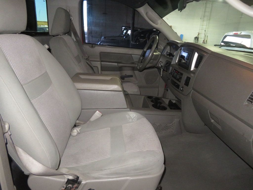 2008 Dodge Ram photo 21