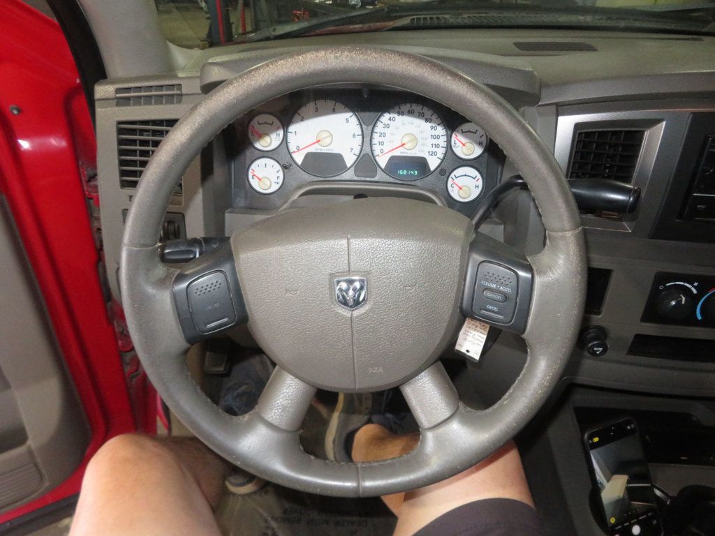 2008 Dodge Ram photo 25