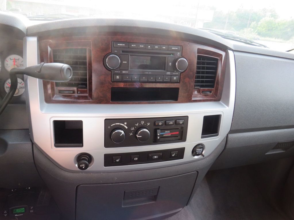 2008 Dodge Ram 3500 Laramie photo 10