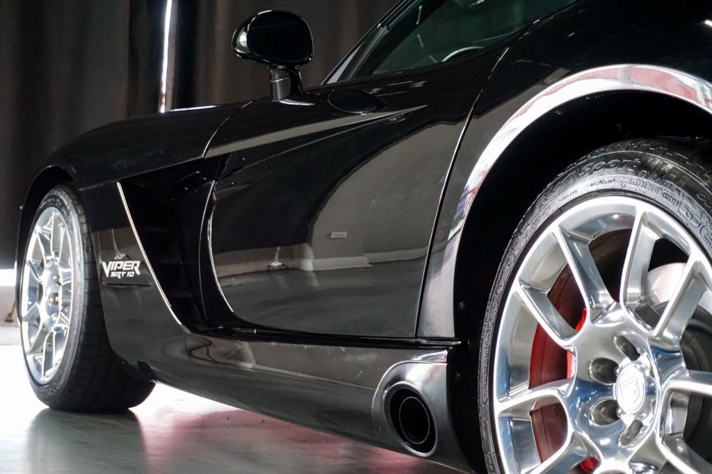2008 Dodge Viper *Viper SRT* *Black Coupe* *Only 2k Miles* *Stripe Delete* - 23031586 - 44