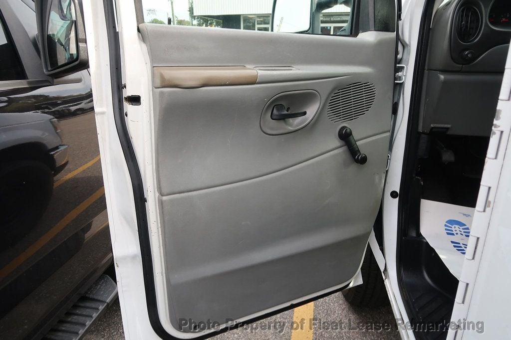 2008 Ford Econoline Commercial Cutaway E-350SD Cutaway KUV Enclosed Utility - 22677236 - 12