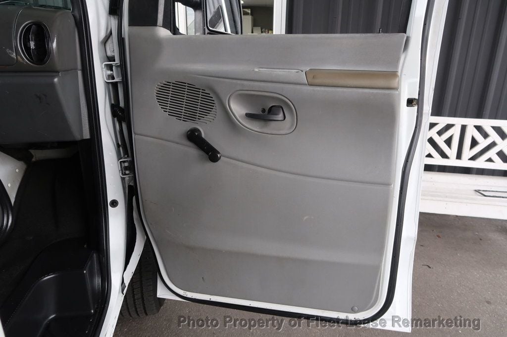 2008 Ford Econoline Commercial Cutaway E-350SD Cutaway KUV Enclosed Utility - 22677236 - 21