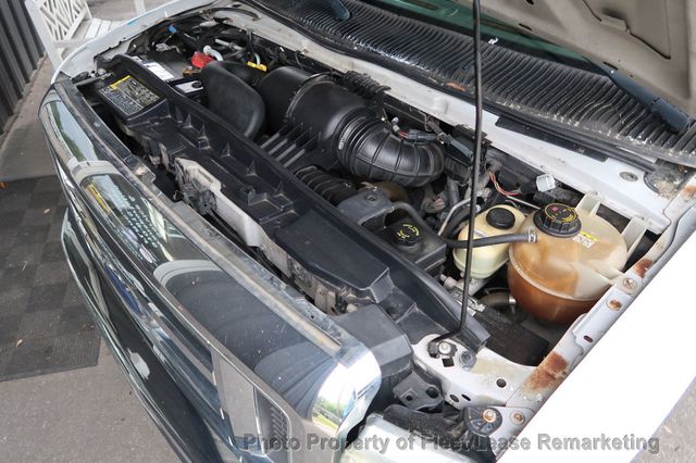 2008 Ford Econoline Commercial Cutaway E-450SD 2WD 16' Box Truck - 22831611 - 28