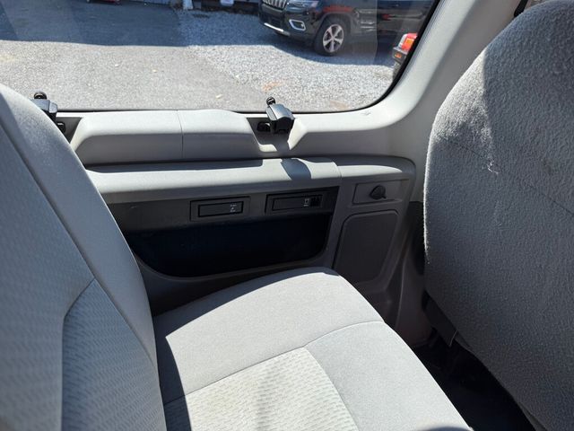 2008 Ford Econoline Wagon E350 12 PASSENGER SUPER DUTY - 23000102 - 40