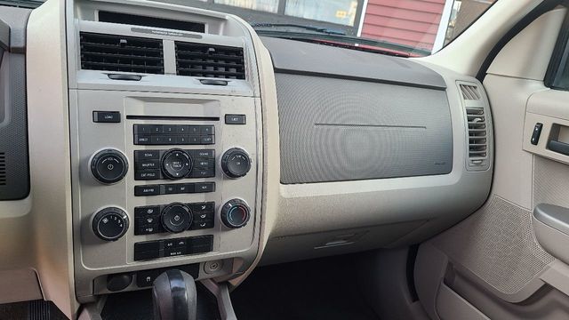 2008 Ford Escape 4WD 4dr V6 Automatic XLT - 22241555 - 9