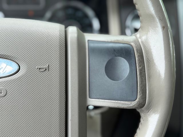 2008 Ford Expedition EL 4WD 4dr XLT - 23031113 - 27
