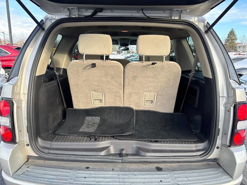 2008 Ford Explorer XLT - Reliable 4x4 - Adventure Ready - Smooth Ride - 22956380 - 9