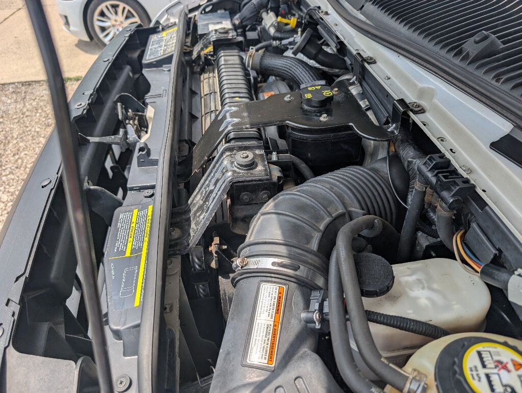 2008 Ford E-350 photo 36