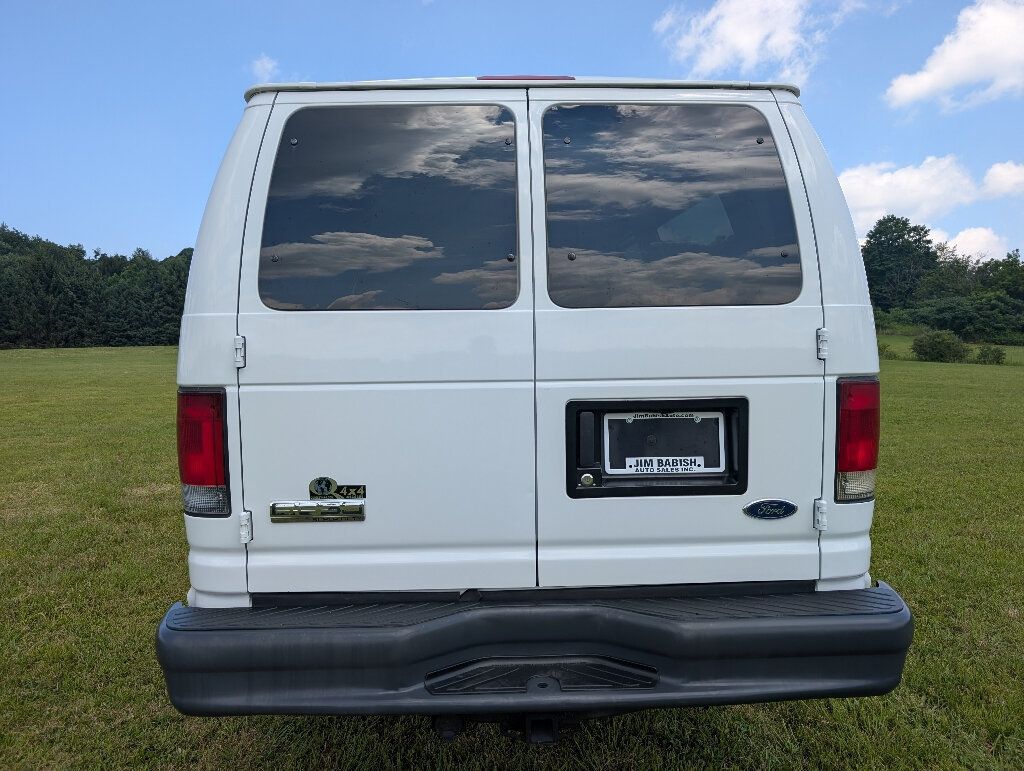 2008 Ford E-350 photo 7