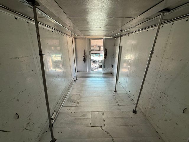 2008 Ford E-350 17' Box Truck  - 22955034 - 7
