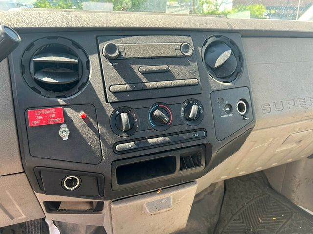 2008 Ford F250 SUPER DUTY 8 FOOT BED PICKUP LOW MILES WITH LIFTGATE - 21861053 - 13