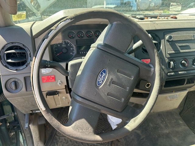 2008 Ford F250 SUPER DUTY 8 FOOT BED PICKUP LOW MILES WITH LIFTGATE - 21861053 - 17
