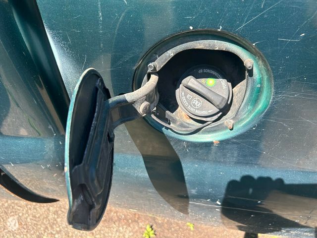 2008 Ford F250 SUPER DUTY 8 FOOT BED PICKUP LOW MILES WITH LIFTGATE - 21861053 - 26