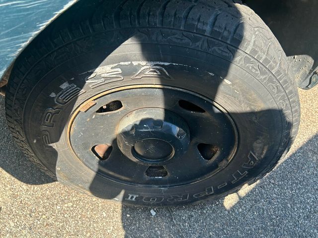 2008 Ford F250 SUPER DUTY 8 FOOT BED PICKUP LOW MILES WITH LIFTGATE - 21861053 - 28