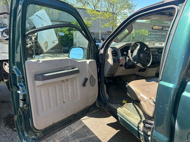 2008 Ford F250 SUPER DUTY 8 FOOT BED PICKUP LOW MILES WITH LIFTGATE - 21861053 - 5