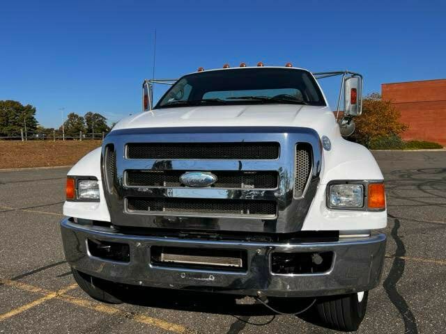 2008 Ford F750 CAB N CHASSIS 22.5 FOOT RAILS LOW MILES SEVERAL IN STOCK - 22582423 - 1