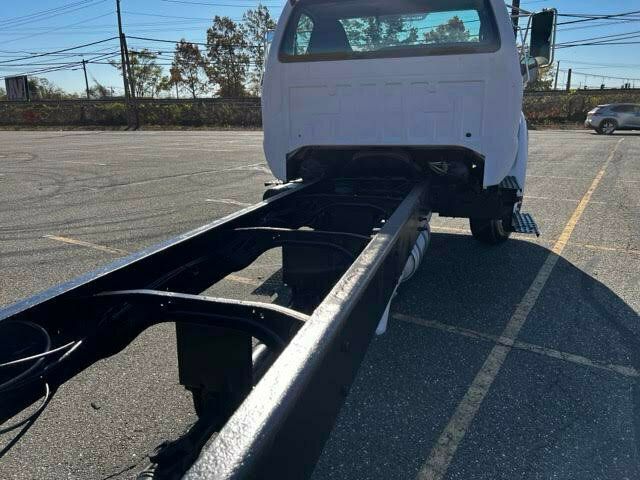 2008 Ford F750 CAB N CHASSIS 22.5 FOOT RAILS LOW MILES SEVERAL IN STOCK - 22582423 - 39