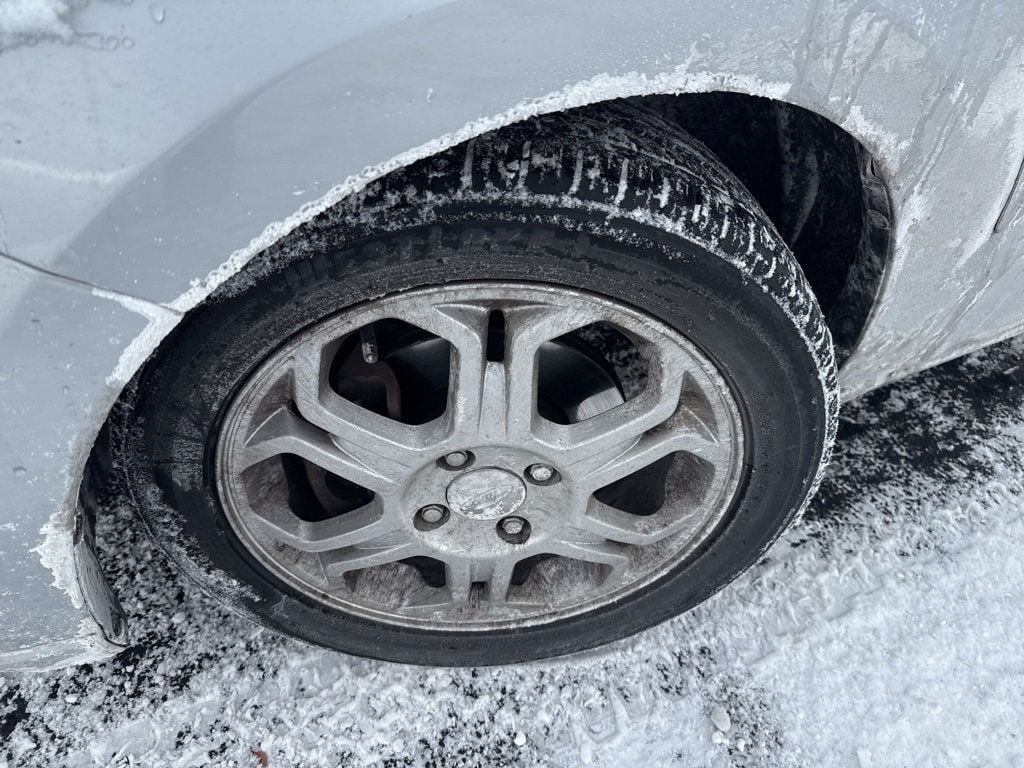 2008 Ford Focus  - 22979432 - 1