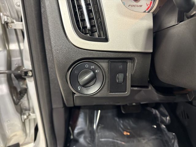 2008 Ford Focus 2dr Coupe SES - 22979432 - 12