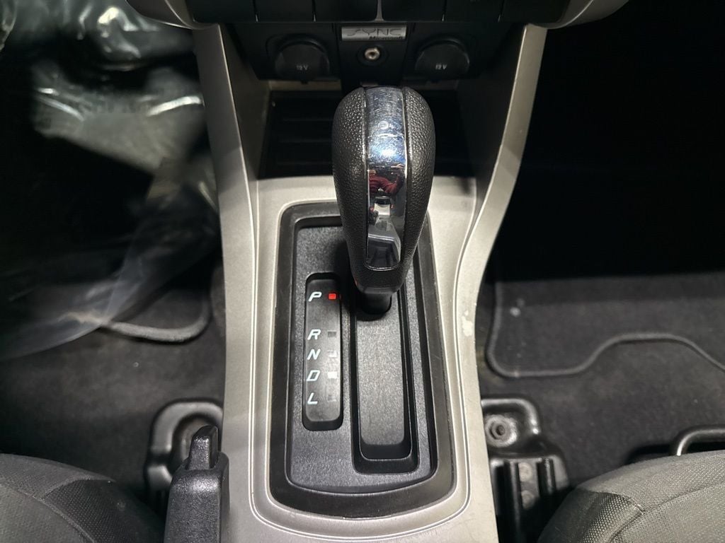 2008 Ford Focus 2dr Coupe SES - 22979432 - 18